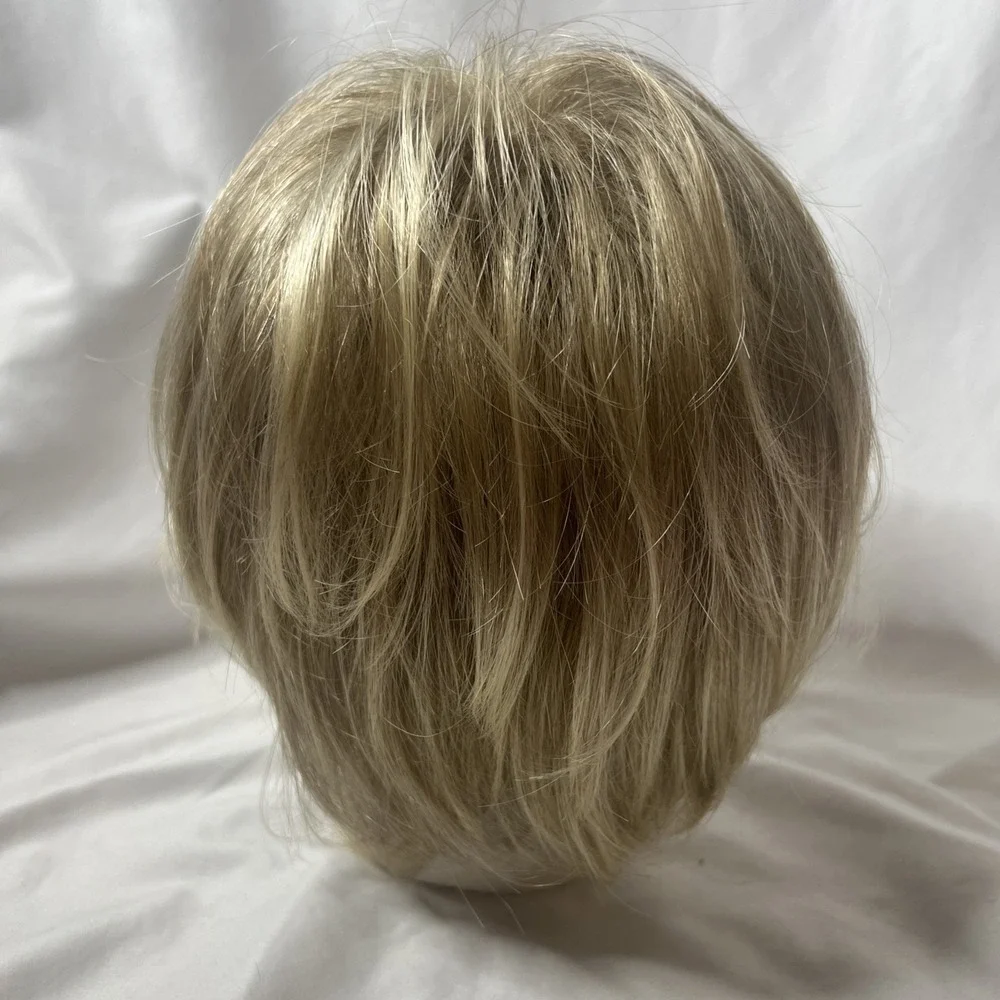 Estetica Designs Renae RH1488 Wig Dark Blonde w/lightest Blonde Highlights‎